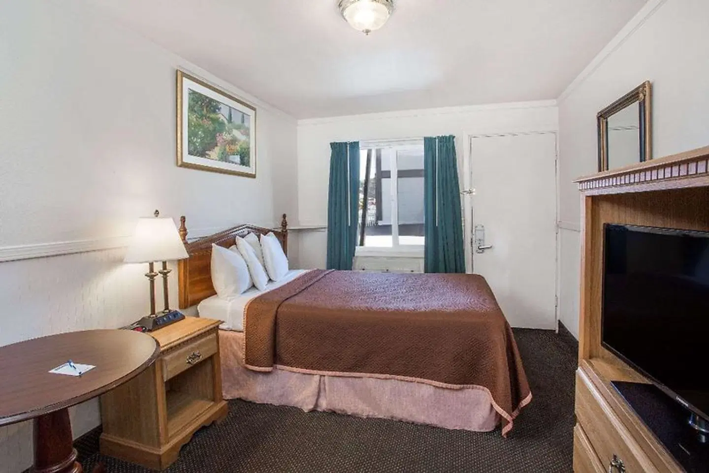 Travelodge by Wyndham Fort Bragg ROOM_EXAMPLE