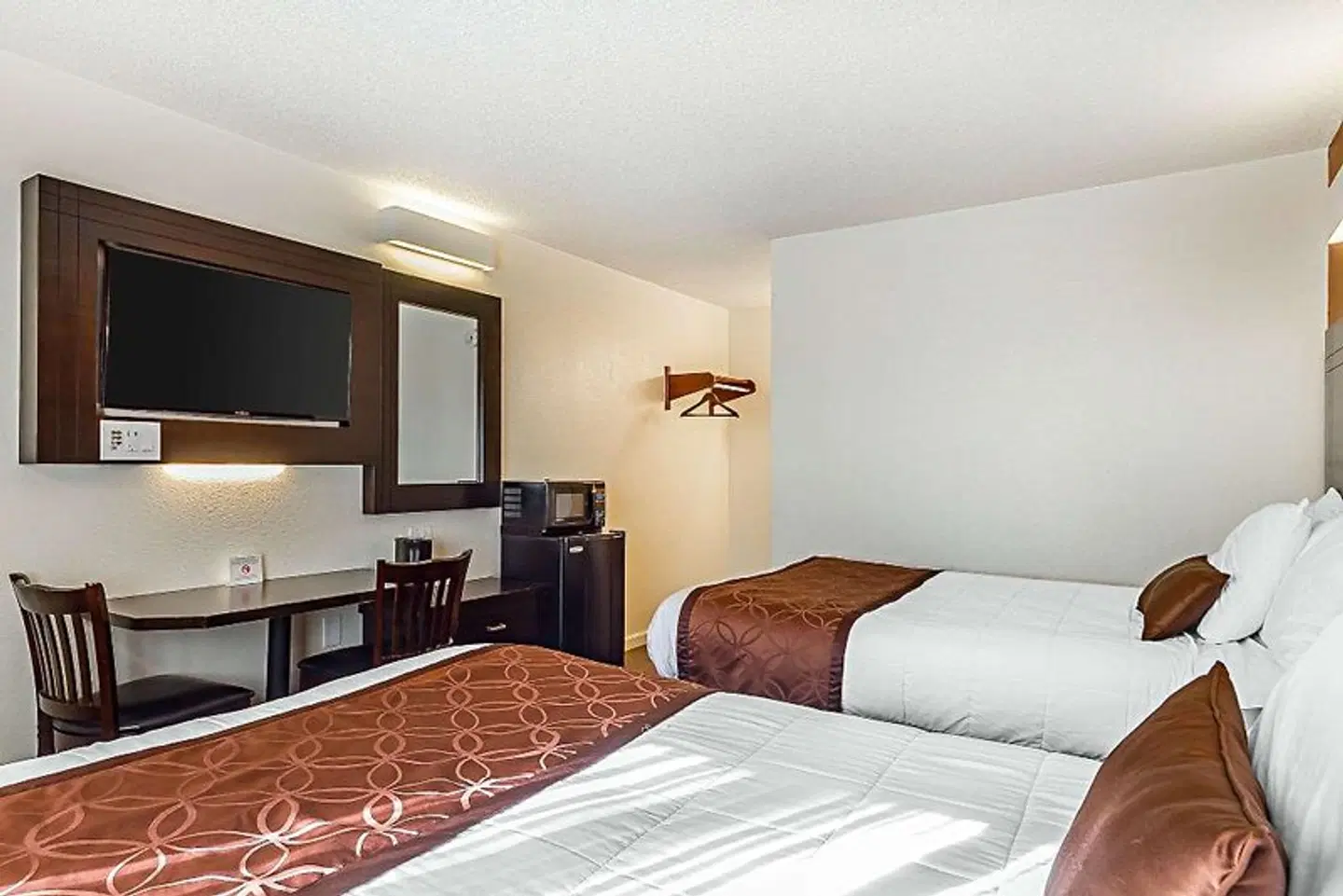 Rodeway Inn - Rohnert Park ROOM_EXAMPLE