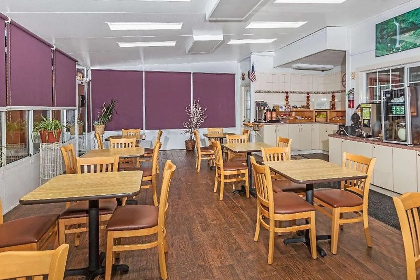 Howard Johnson Inn - Fisherman's Wharf-Santa Cruz Restaurant