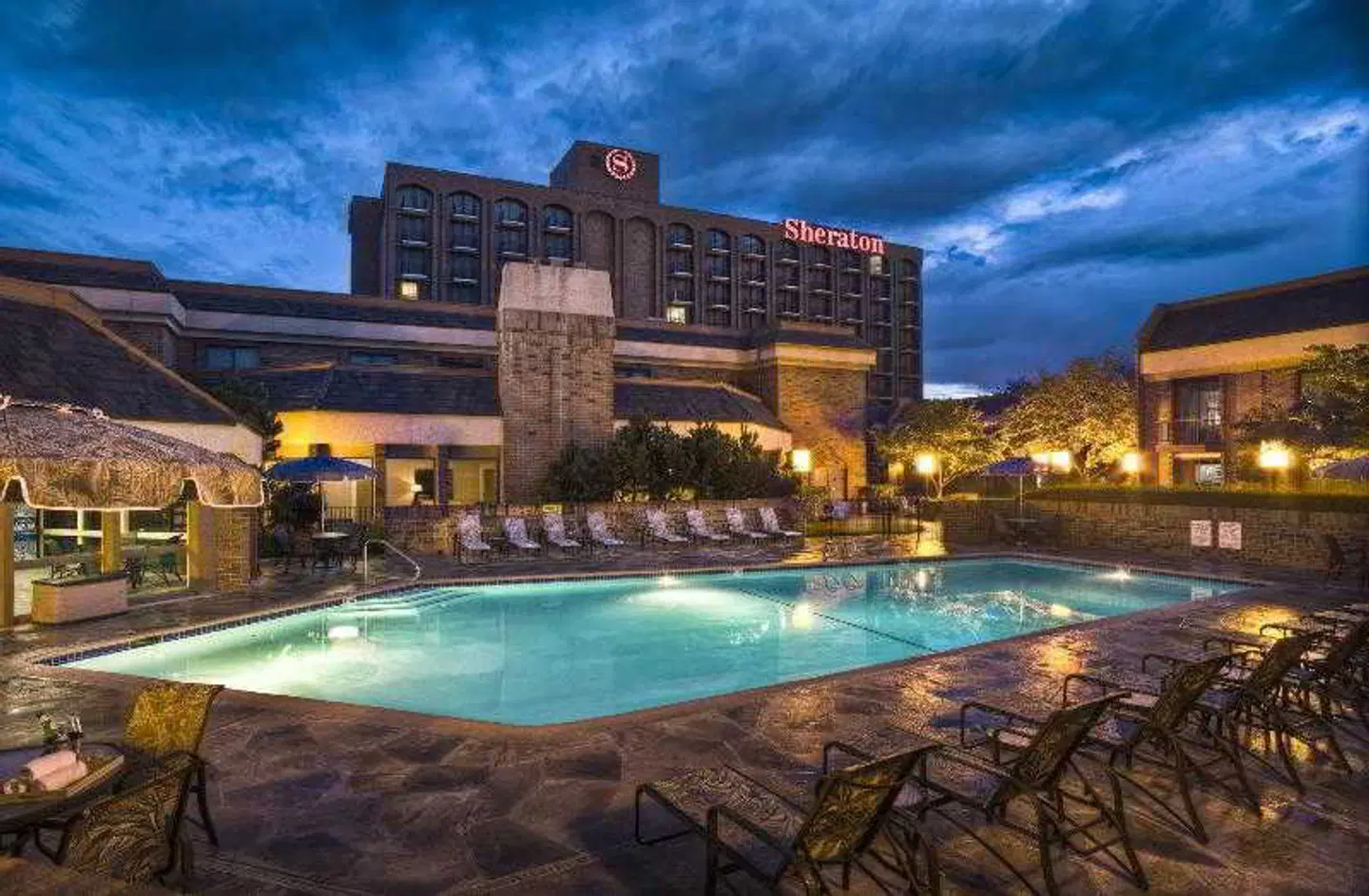 Sheraton Salt Lake City Hotel OUTDOOR_POOL
