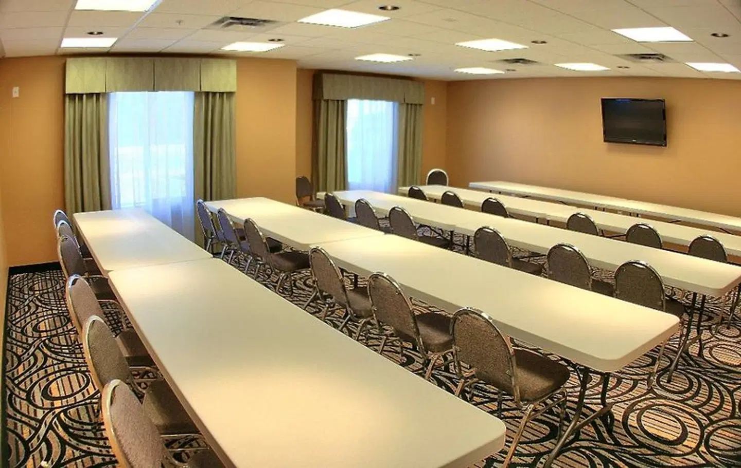 Best Western Plus Airport Inn & Suites HEALTH_BEAUTY