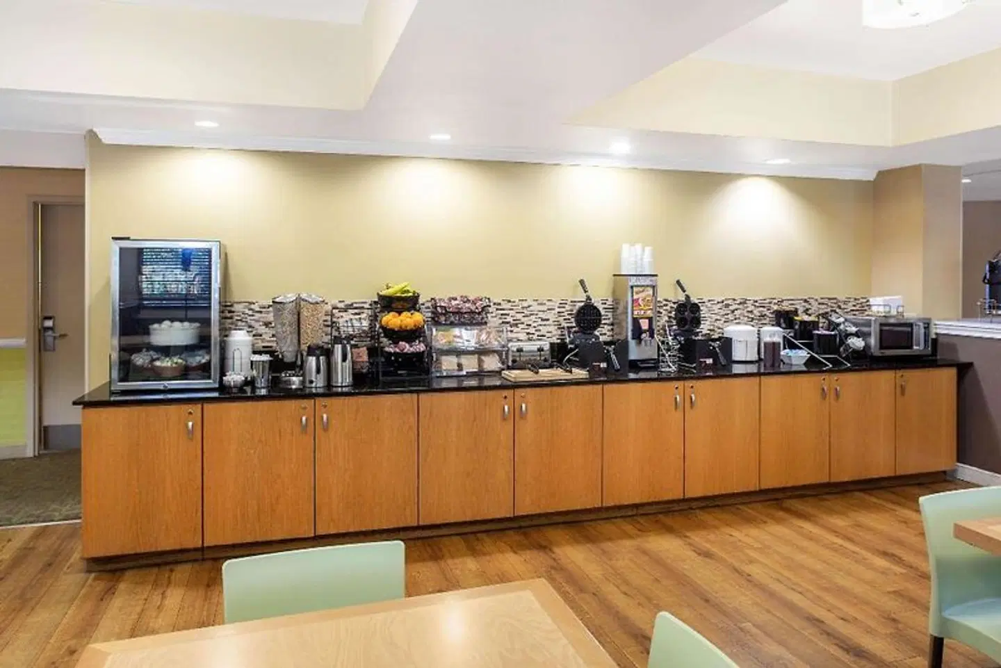 La Quinta Inn & Suites by Wyndham Sarasota Downtown LOUNGE_LOBBY