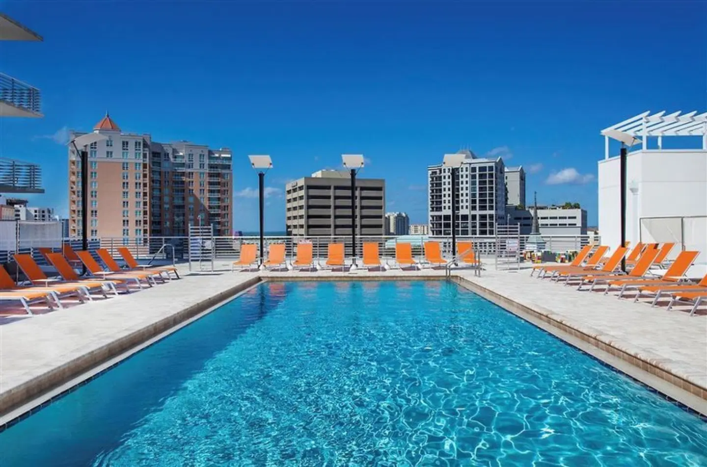 Aloft Sarasota OUTDOOR_POOL
