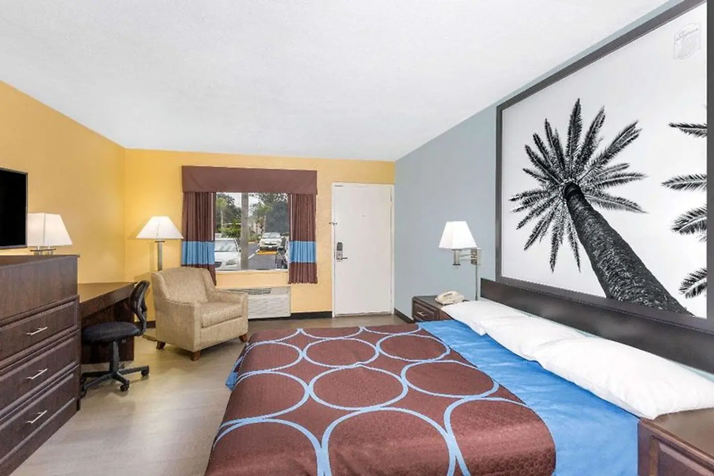Super 8 by Wyndham Sarasota Near Siesta Key ROOM_EXAMPLE