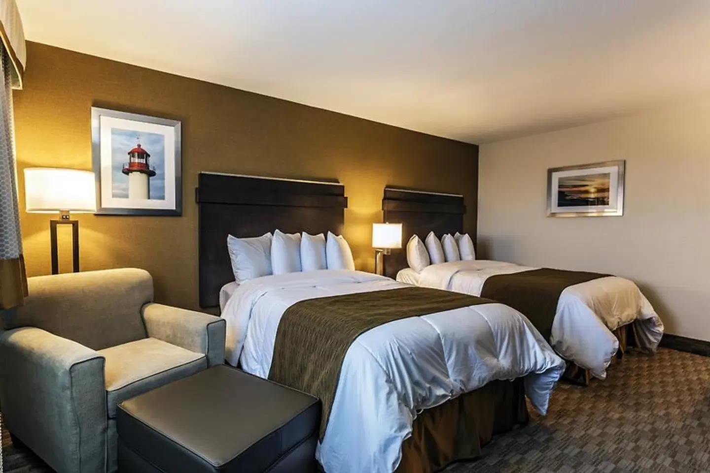 Quality Inn & Suites Matane ROOM_EXAMPLE