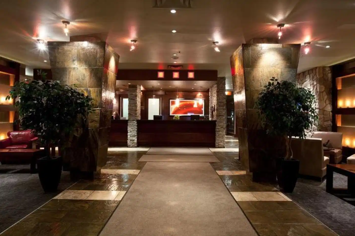 Sandman Hotel Edmonton West Lobby