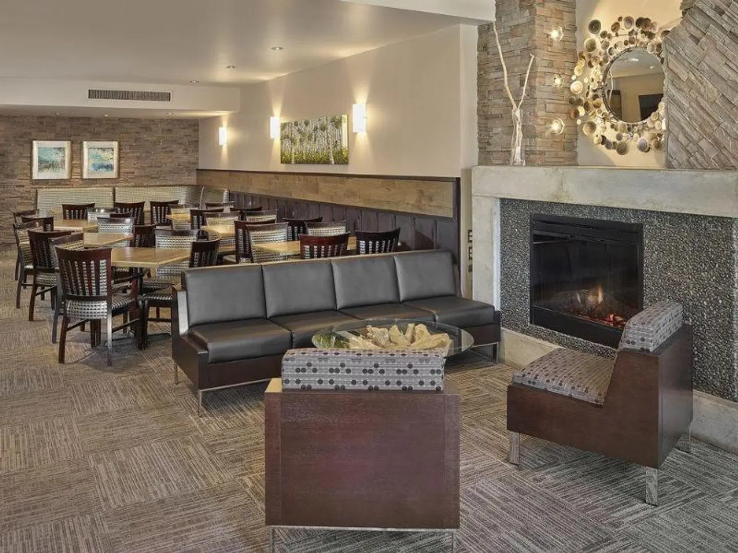 Varscona Hotel on Whyte LOUNGE_LOBBY