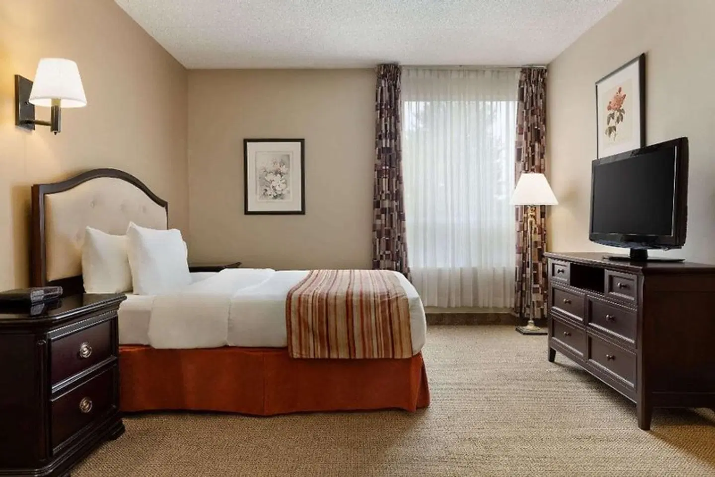 Ramada Hotel Fredericton ROOM_EXAMPLE