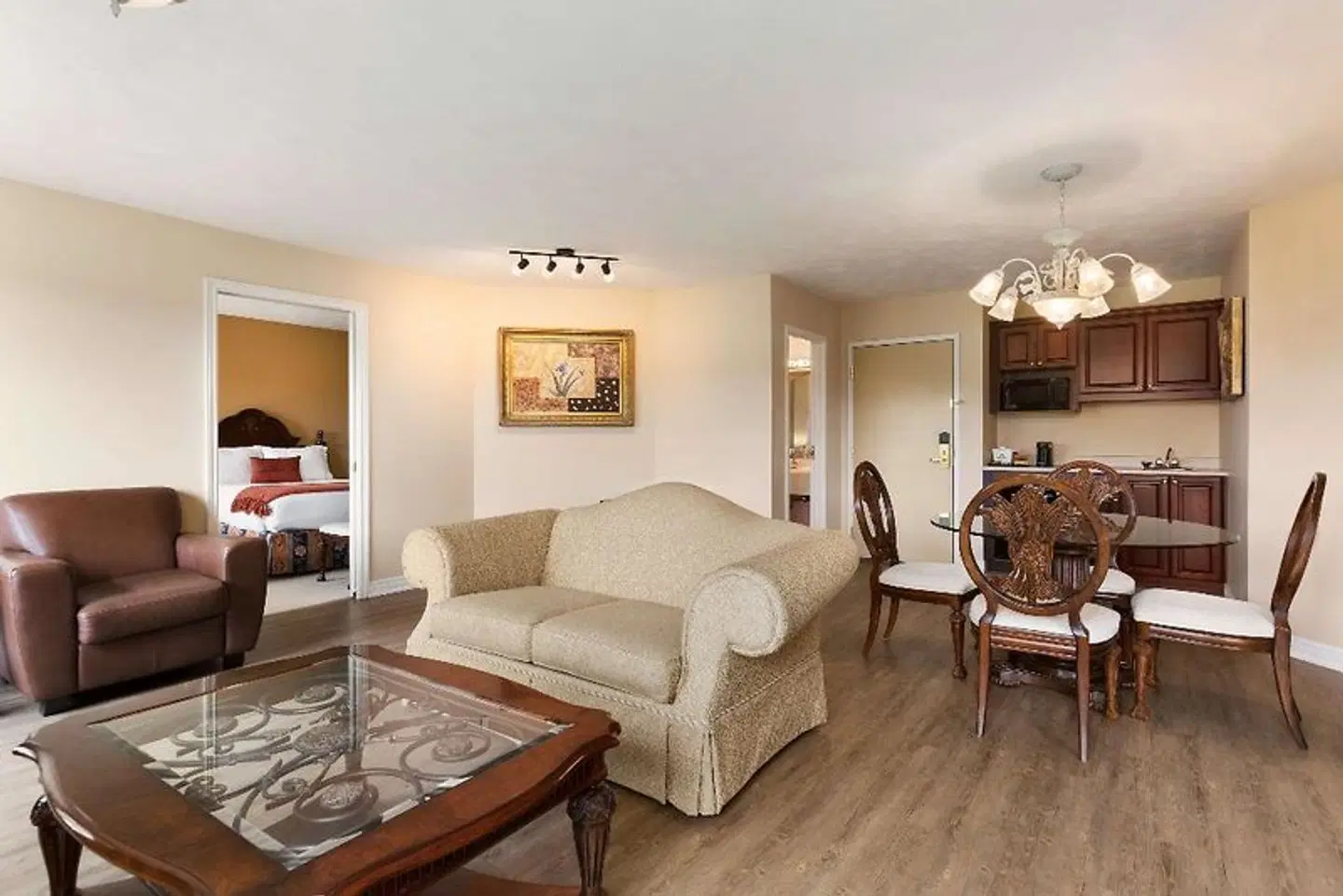 Days Inn & Suites by Wyndham Moncton ROOM_EXAMPLE