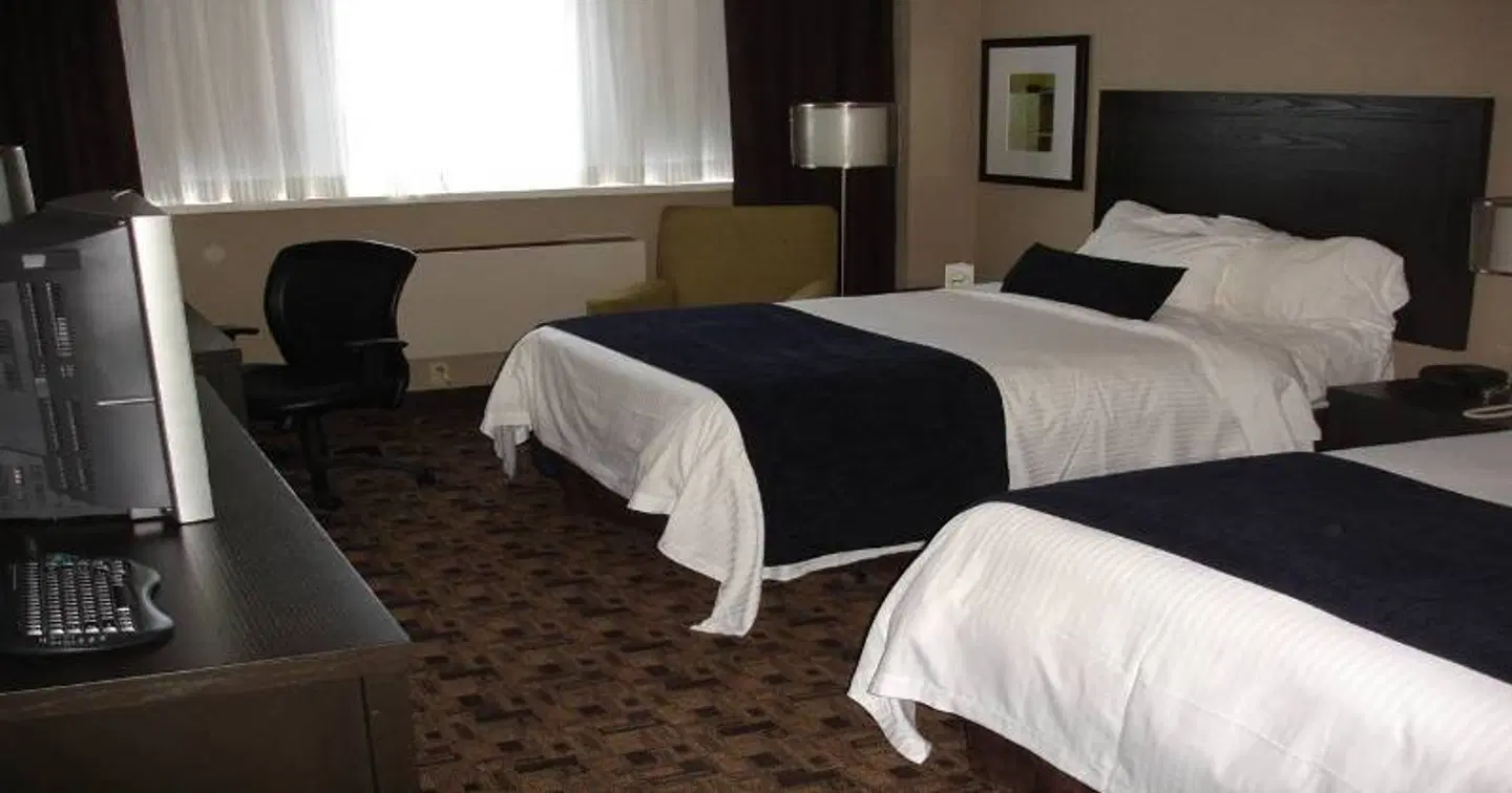 Delta Hotels by Marriott Beausejour ROOM_EXAMPLE