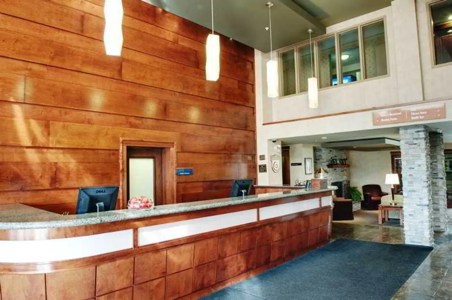 Sandman Hotel & Suites Regina LOUNGE_LOBBY