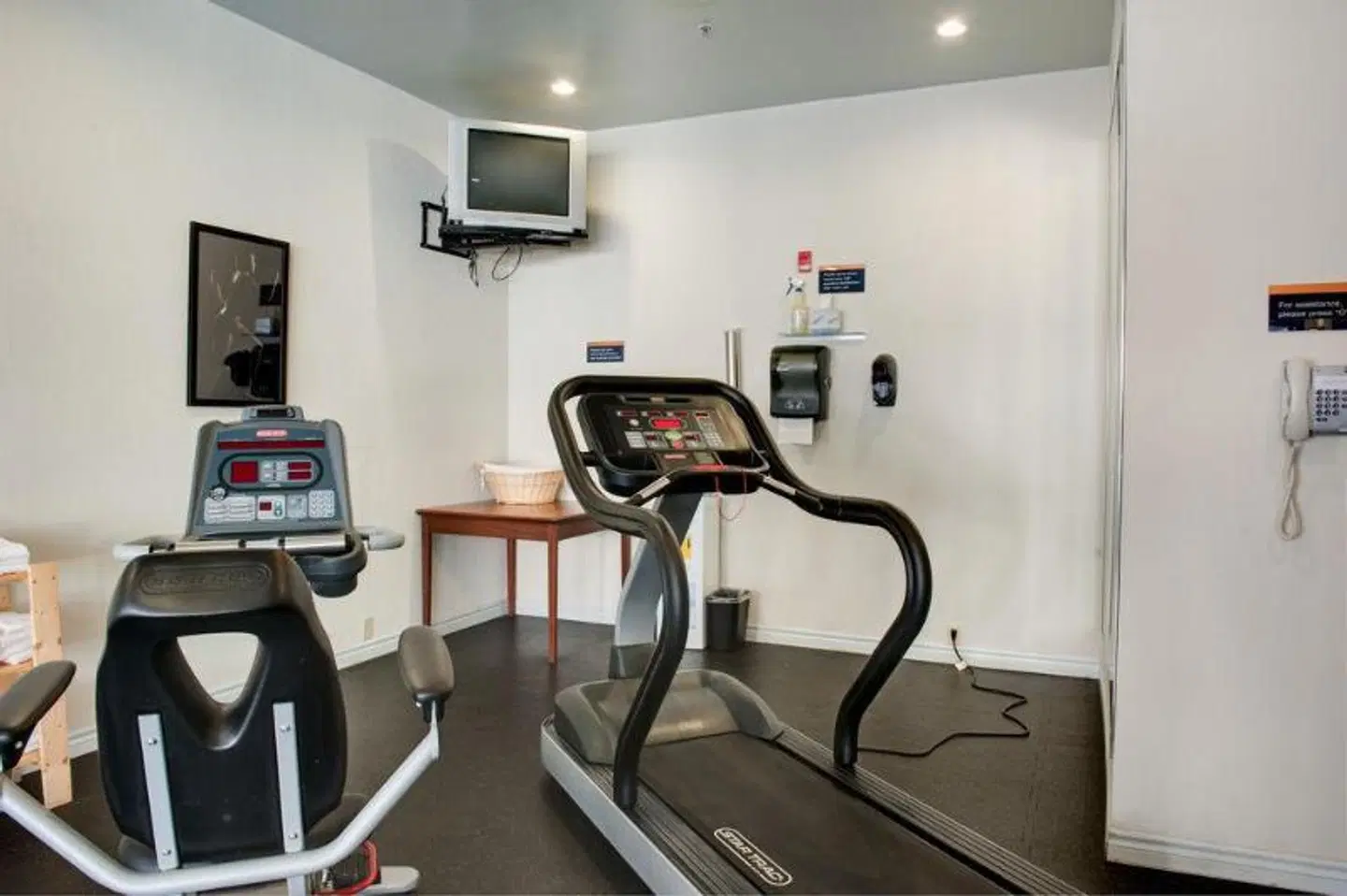 Sandman Hotel & Suites Regina SPORTS_AND_LEISURE