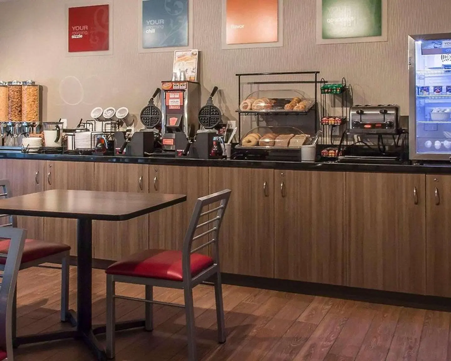 Comfort Inn Thunder Bay Bar
