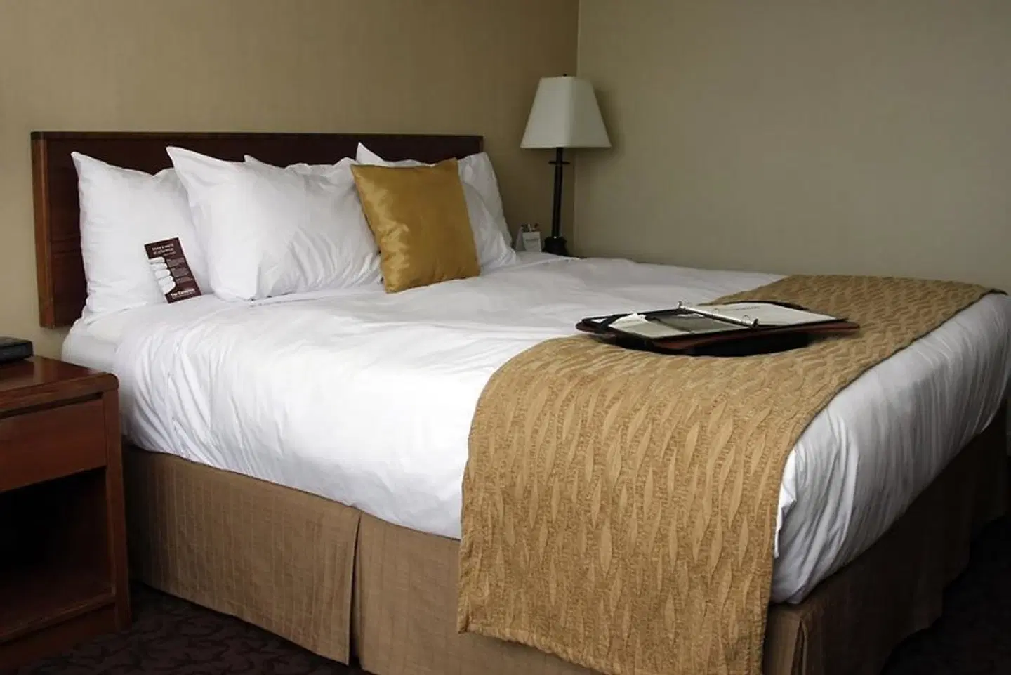 Thompson Hotel & Conference Center ROOM_EXAMPLE