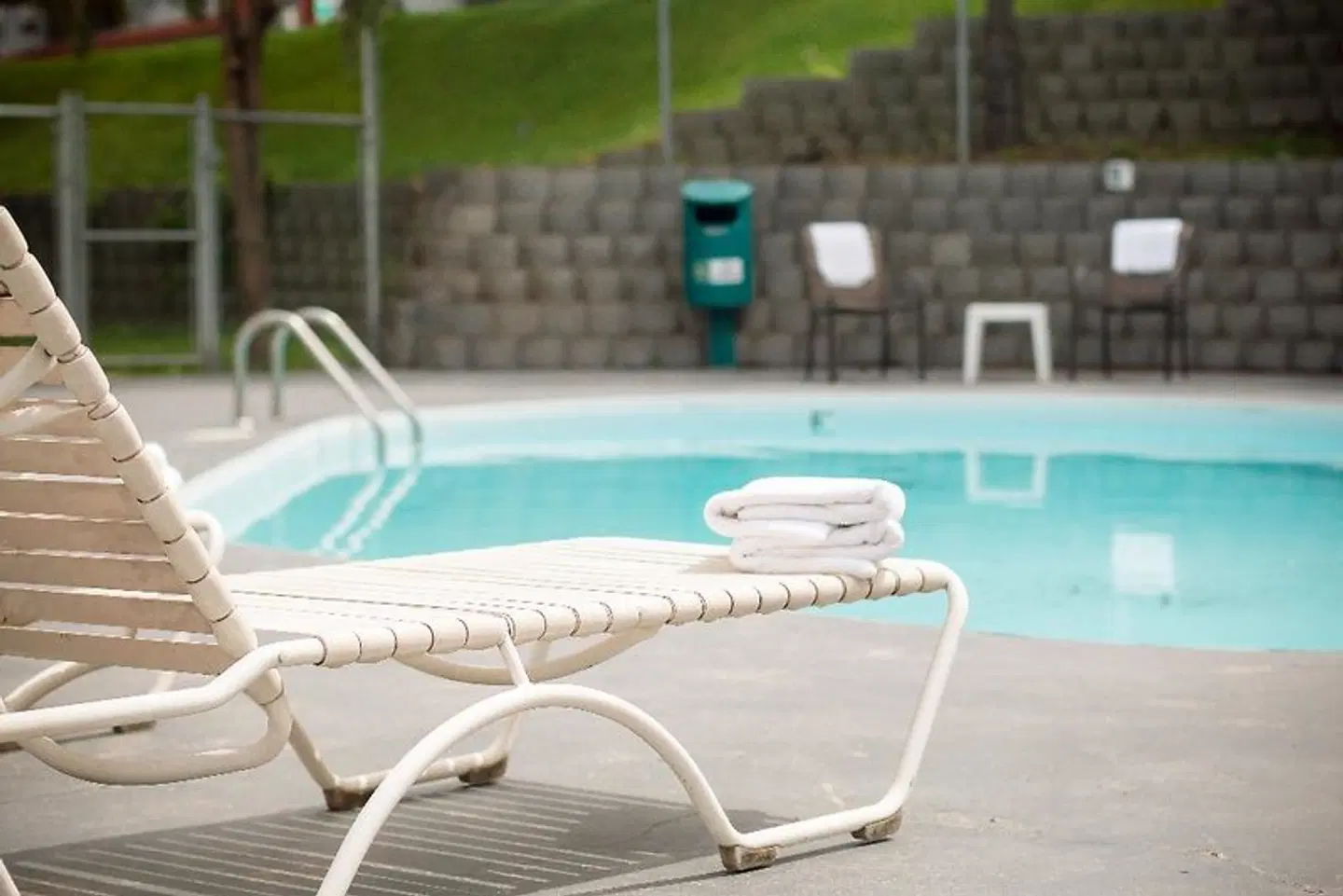 Quality Inn Kamloops OUTDOOR_POOL