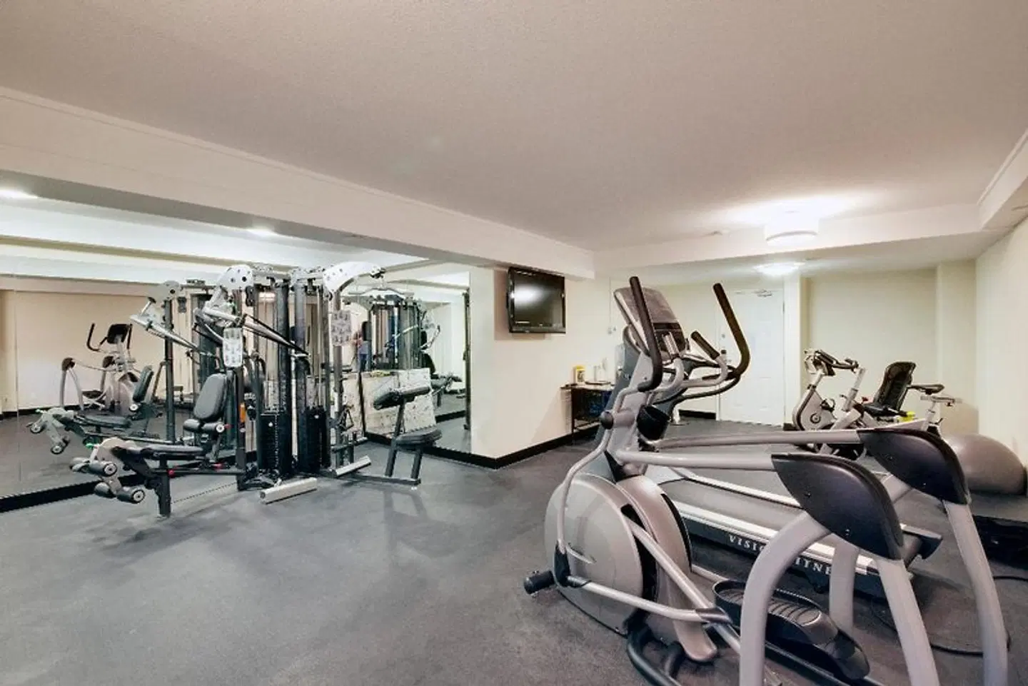 The Coast Kamloops Hotel & Conference Centre SPORTS_AND_LEISURE