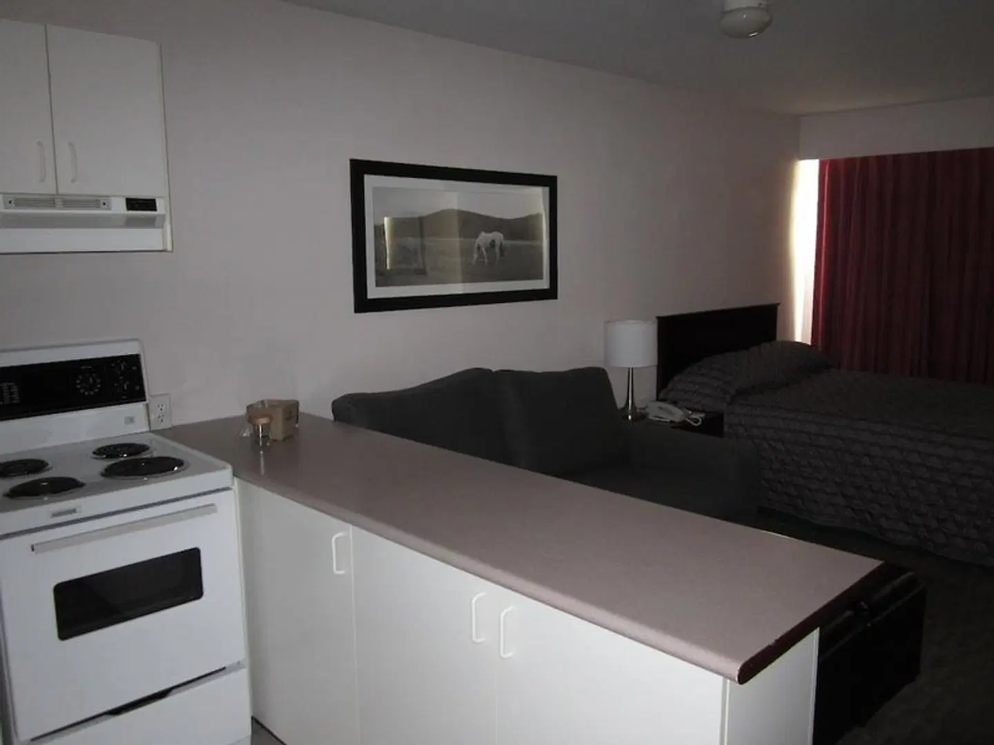 Sandman Inn & Suites Kamloops ROOM_EXAMPLE