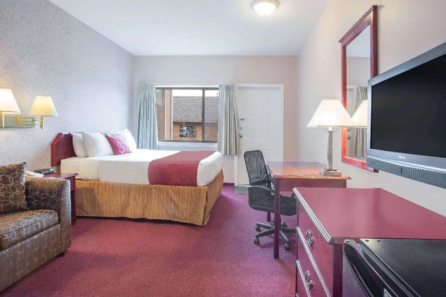 Ramada Limited 100 Mile House ROOM_EXAMPLE