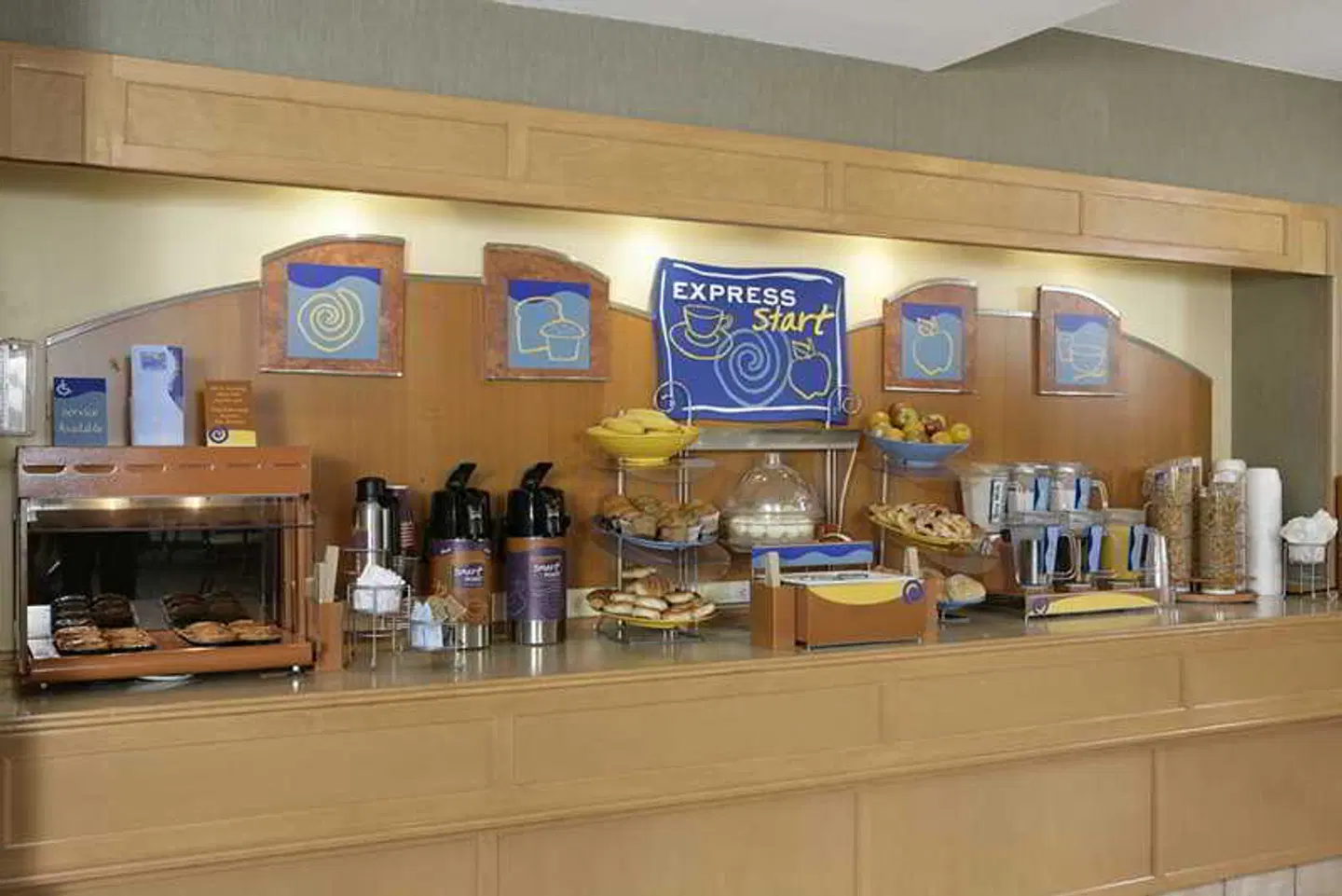 The Kanata Kelowna Hotel & Conference Centre Restaurant