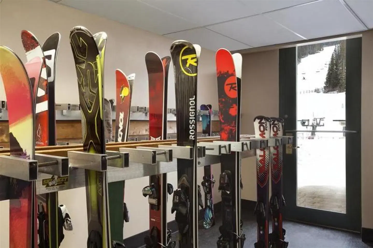 Sun Peaks Resort - Coast Sundance Lodge SPORTS_AND_LEISURE