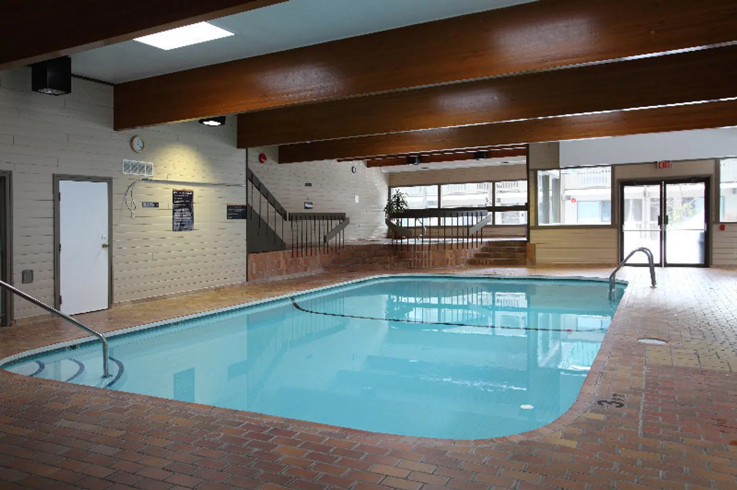 Sandman Hotel Revelstoke Hallenbad