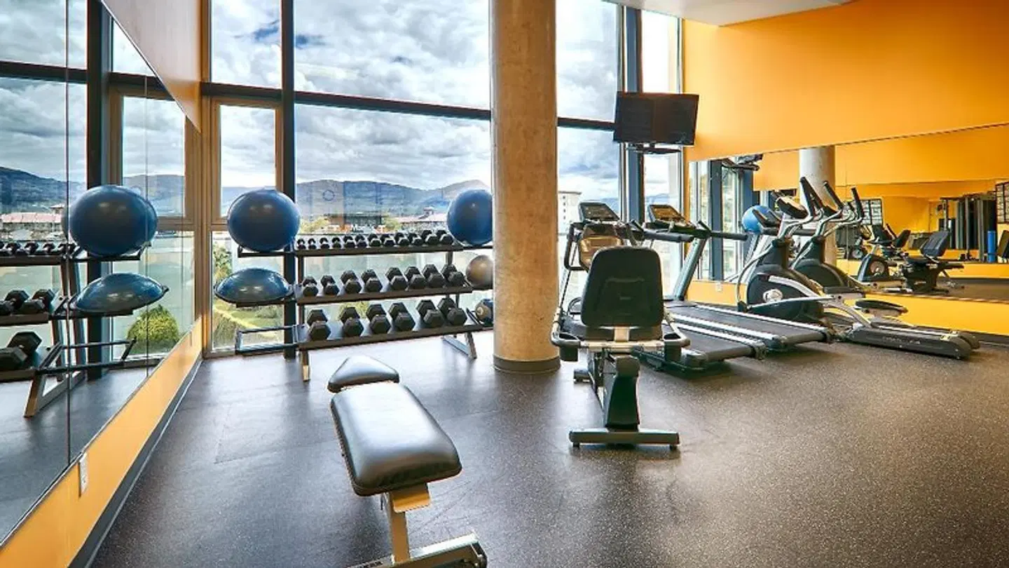 Best Western Plus Kelowna Hotel & Suites SPORTS_AND_LEISURE