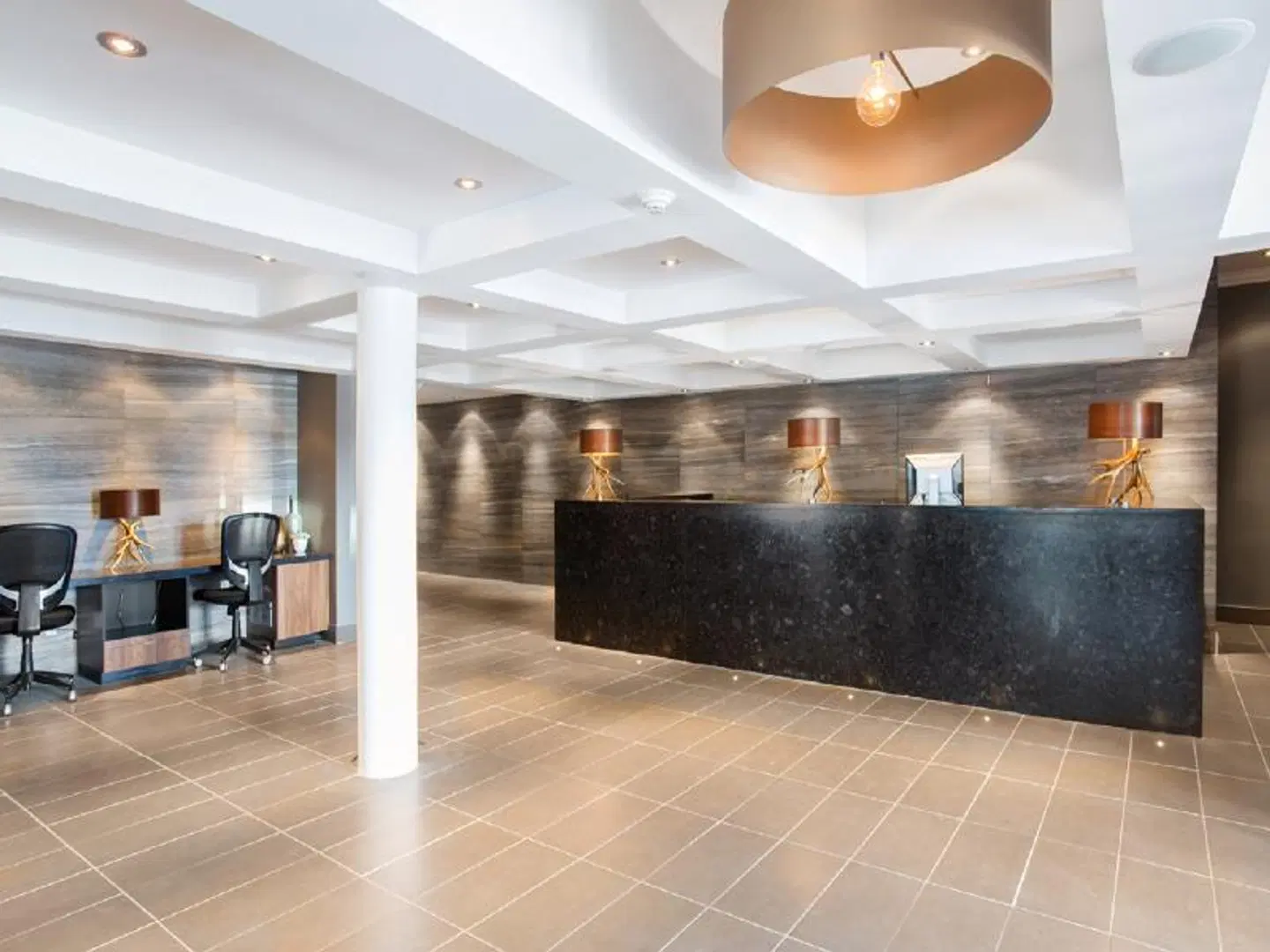Sandman Inn & Suites Vernon LOUNGE_LOBBY