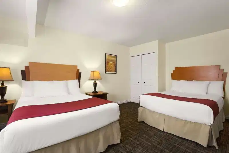 Days Inn & Suites by Wyndham Revelstoke – Hotelfoto