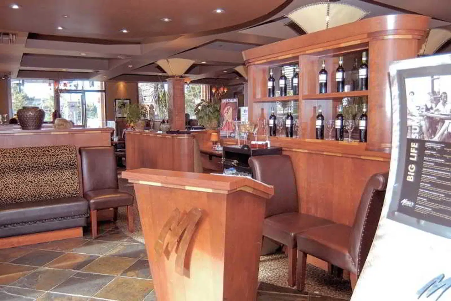Sandman Inn & Suites Vernon LOUNGE_LOBBY