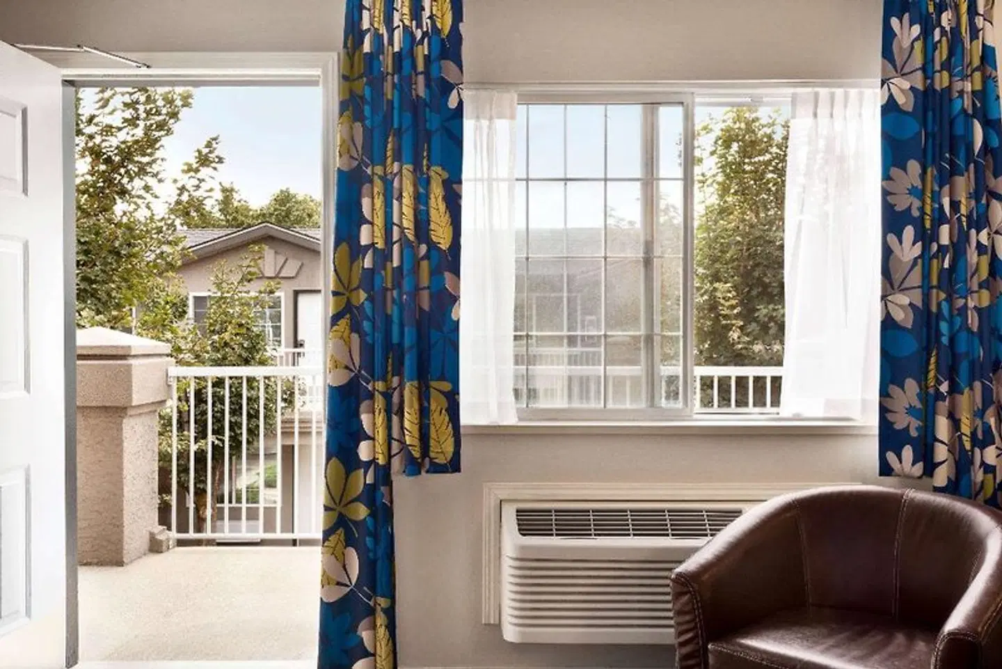 Days Inn by Wyndham Kelowna ROOM_EXAMPLE