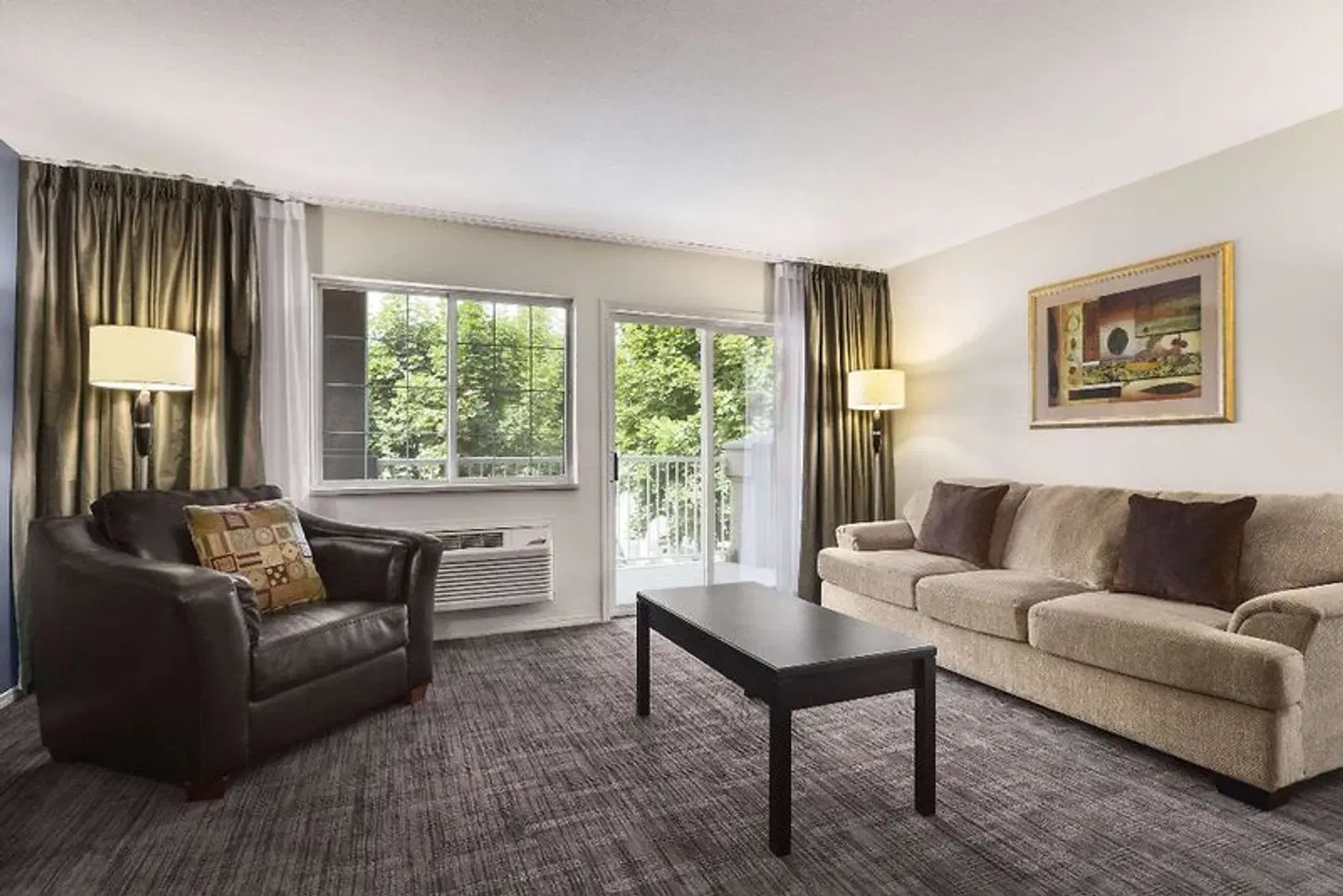 Days Inn by Wyndham Kelowna ROOM_EXAMPLE