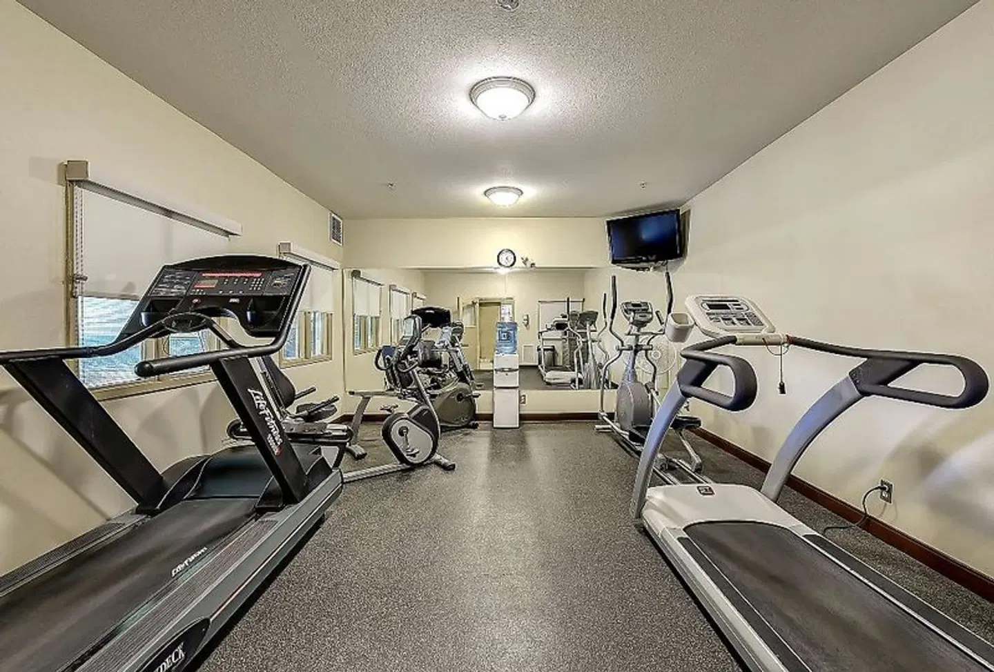 Best Western Plus Sunrise Inn SPORTS_AND_LEISURE