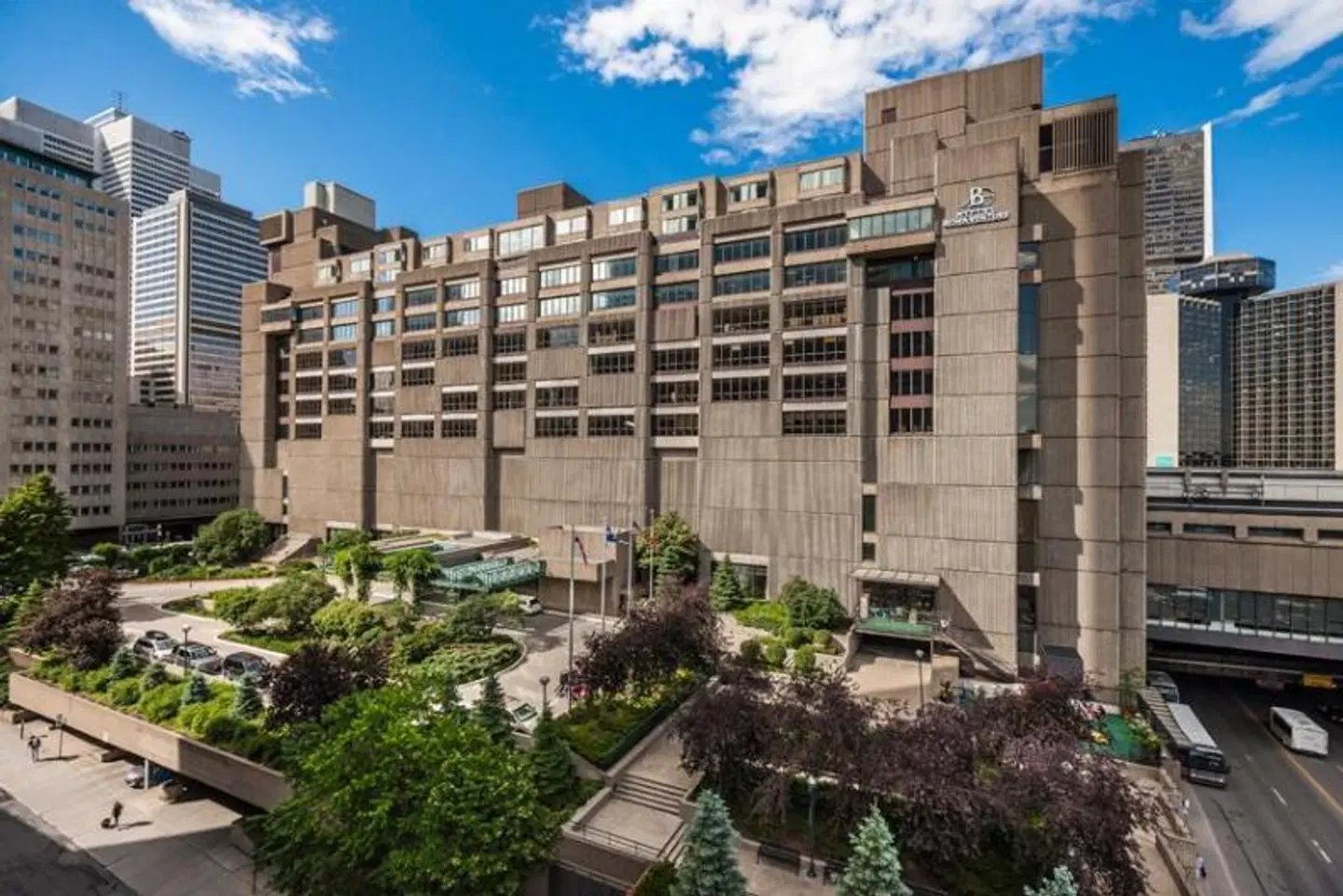 Bonaventure Montreal EXTERIOR