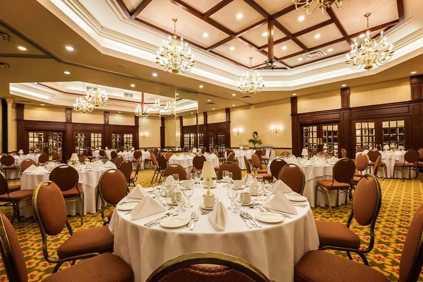 Hotel Place Dupuis Montreal Downtown Ascend Hotel Collection Restaurant