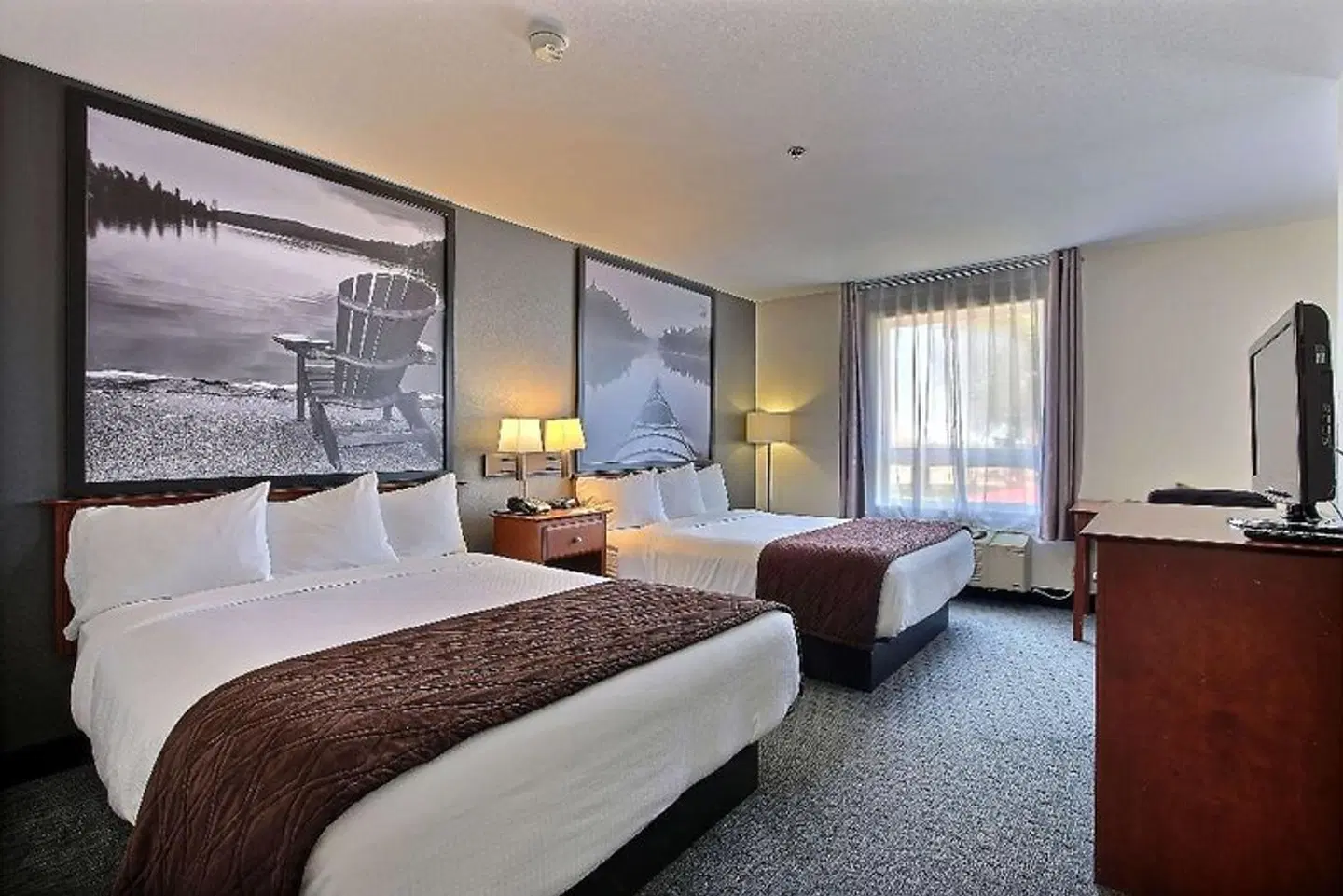 Super 8 by Wyndham Trois-Rivieres ROOM_EXAMPLE