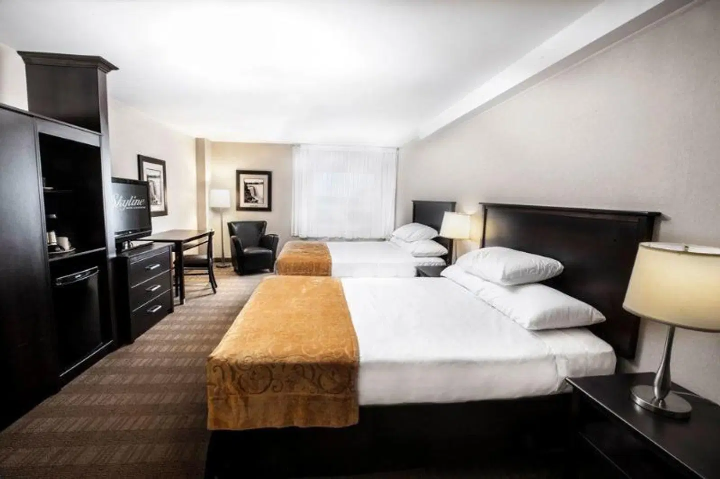 Skyline Inn Niagara Falls ROOM_EXAMPLE