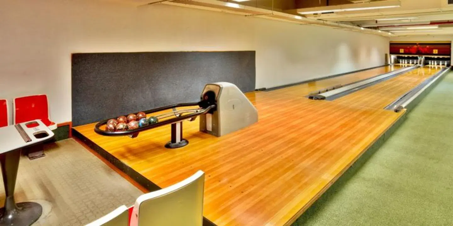 Crowne Plaza Kitchener-Waterloo SPORTS_AND_LEISURE