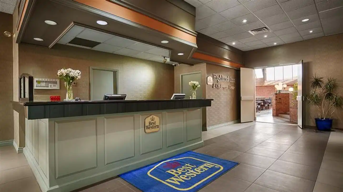 Quality Inn & Conference Centre Lobby