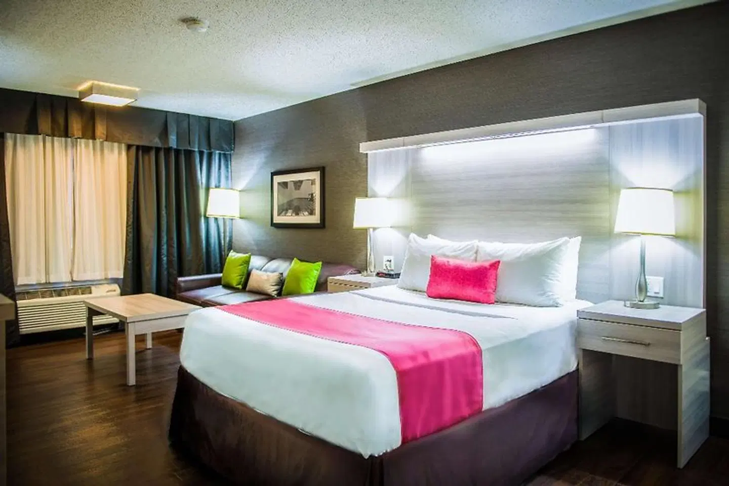 Best Western Village Park Inn ROOM_EXAMPLE