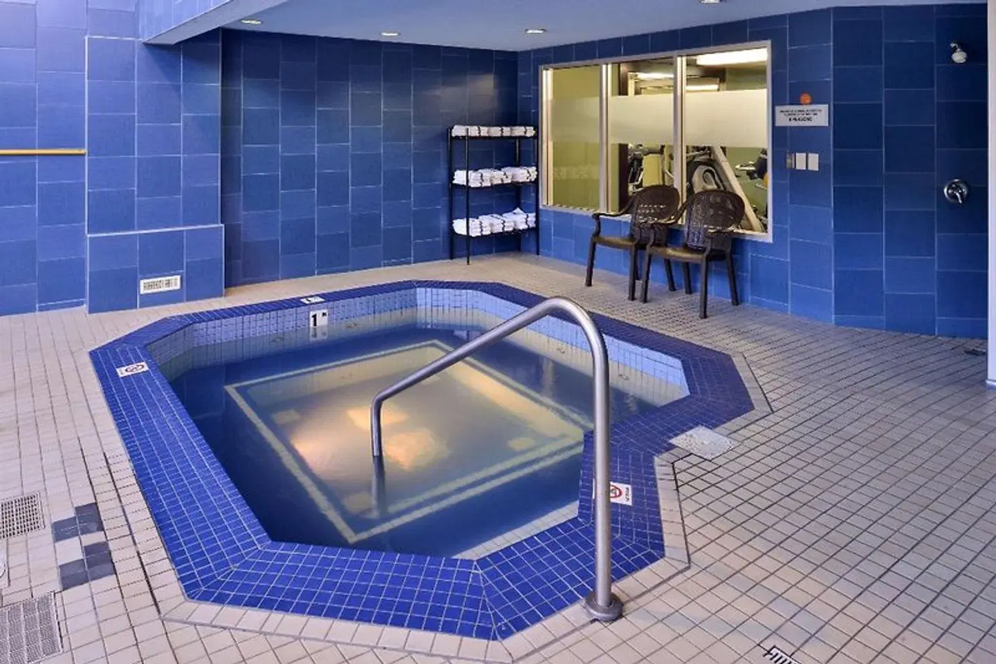 Hampton Inn & Suites by Hilton Calgary- University Northwest LOUNGE_LOBBY