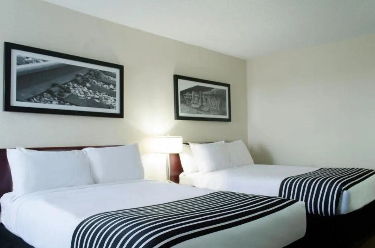 Sandman Hotel Lethbridge ROOM_EXAMPLE