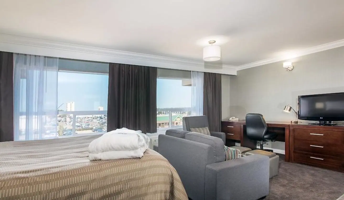 Sandman Hotel Red Deer ROOM_EXAMPLE