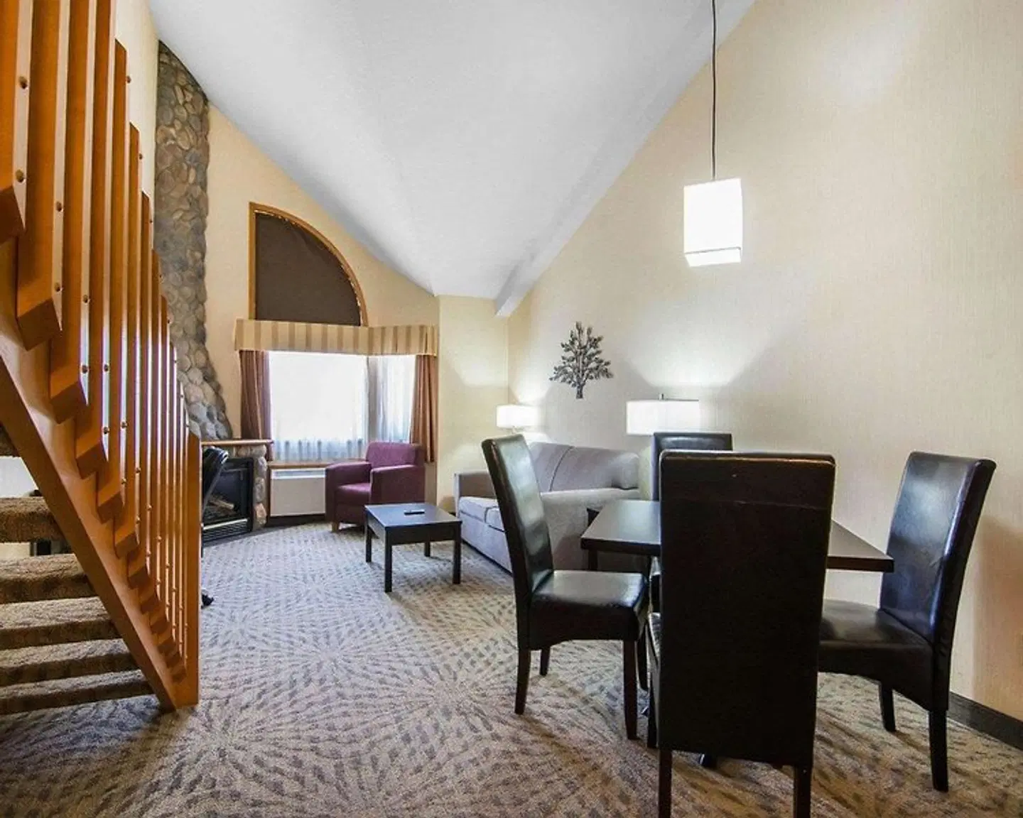 Quality Resort Chateau Canmore ROOM_EXAMPLE