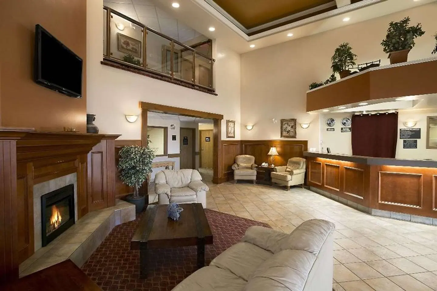 Super 8 by Wyndham, Fort Nelson BC LOUNGE_LOBBY