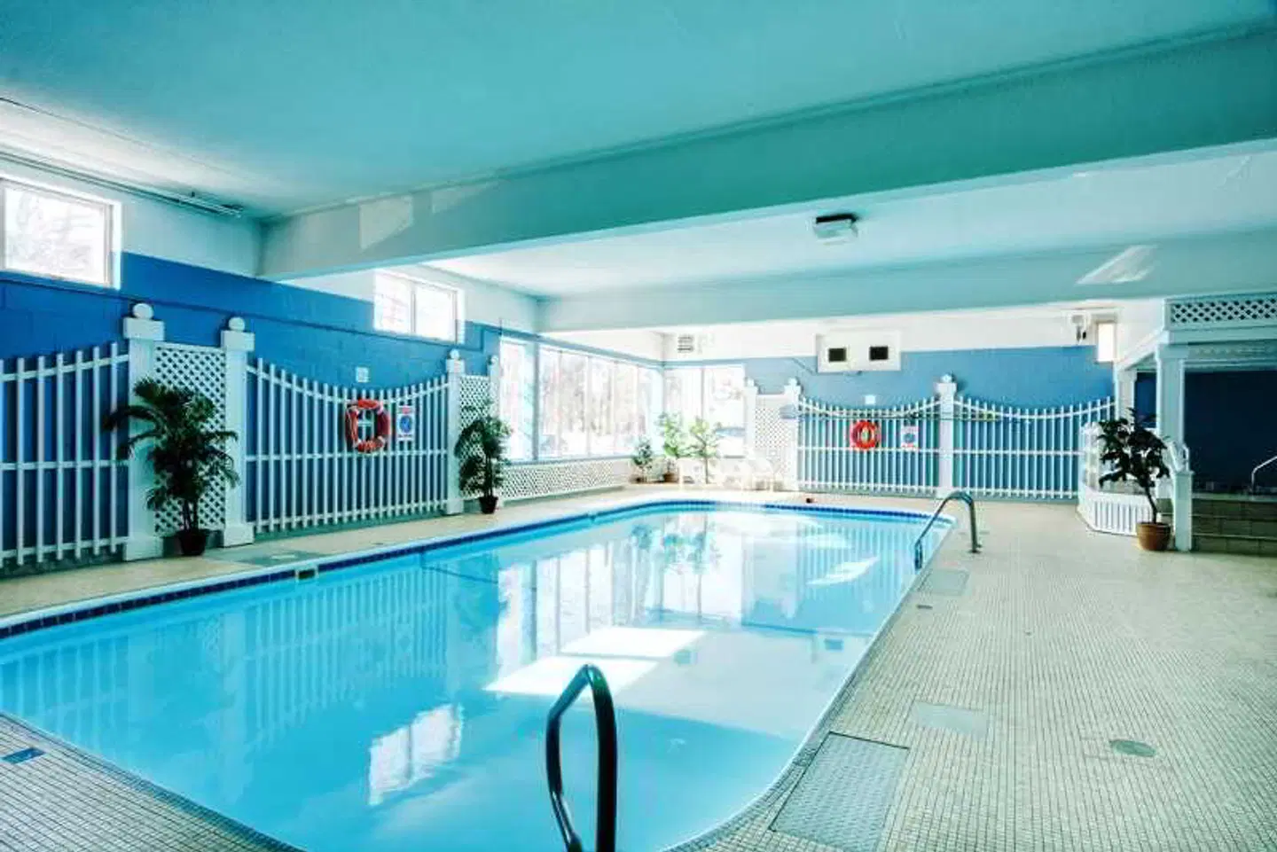 Rodd Charlottetown Hallenbad