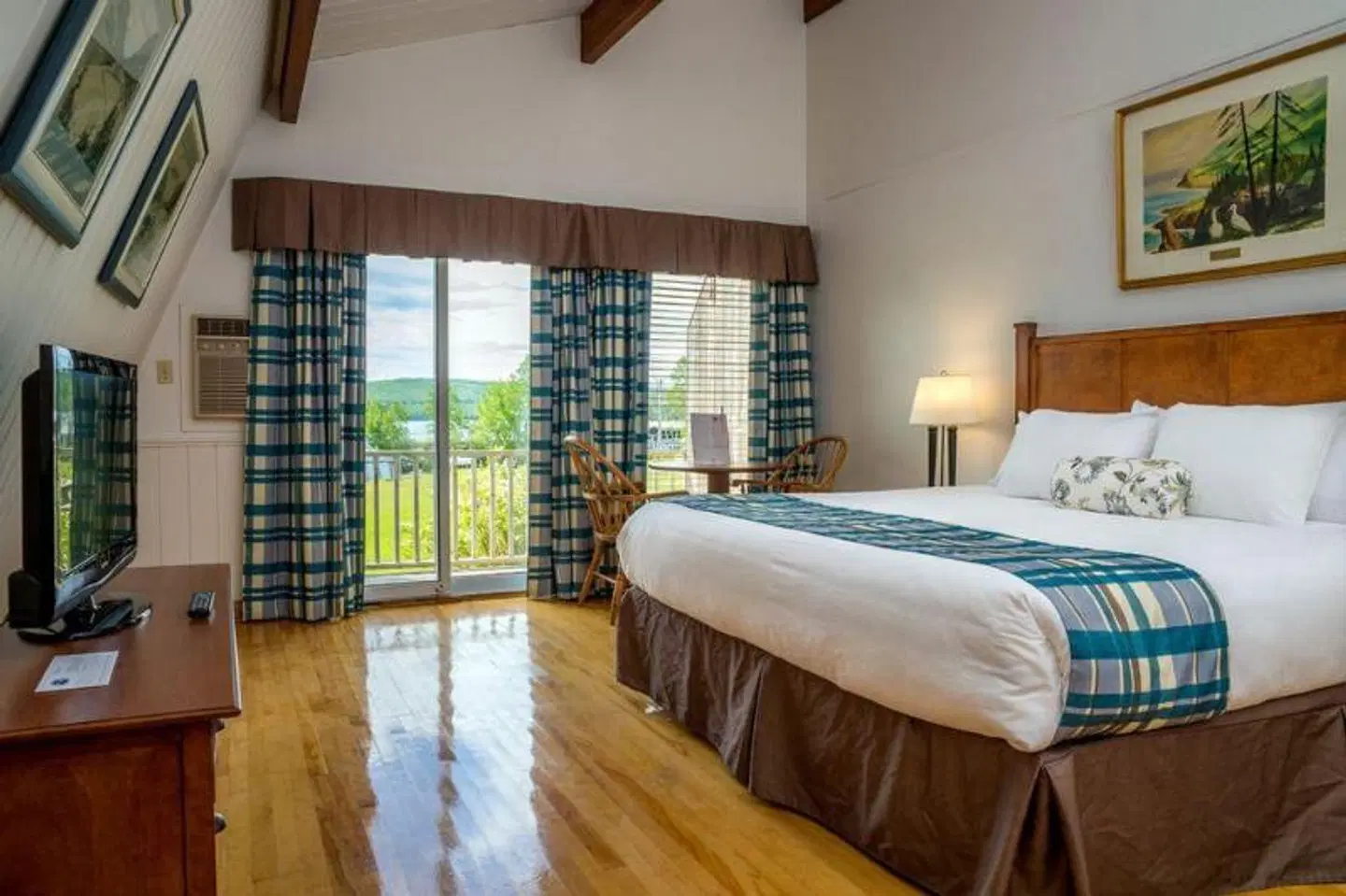 Silver Dart Lodge ROOM_EXAMPLE