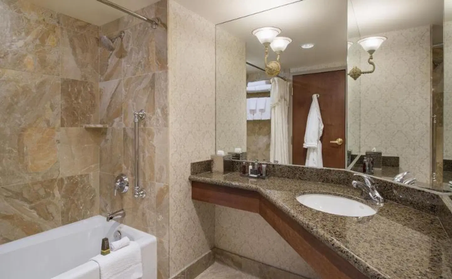 Victoria Marriott Inner Harbour Badezimmer