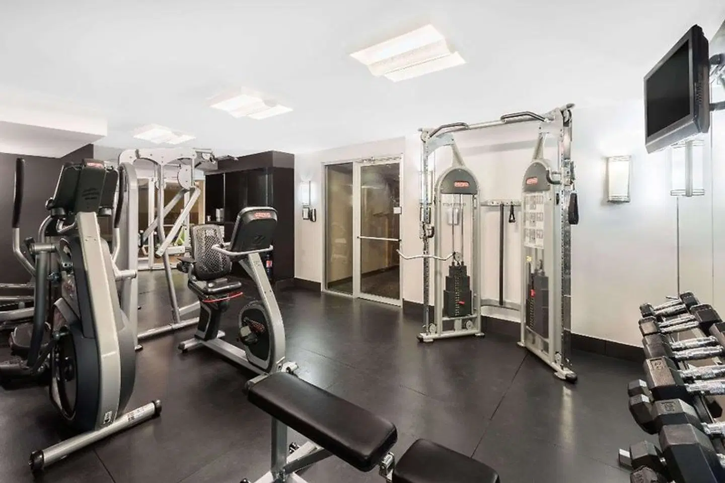 Ramada Hotel Prince George SPORTS_AND_LEISURE