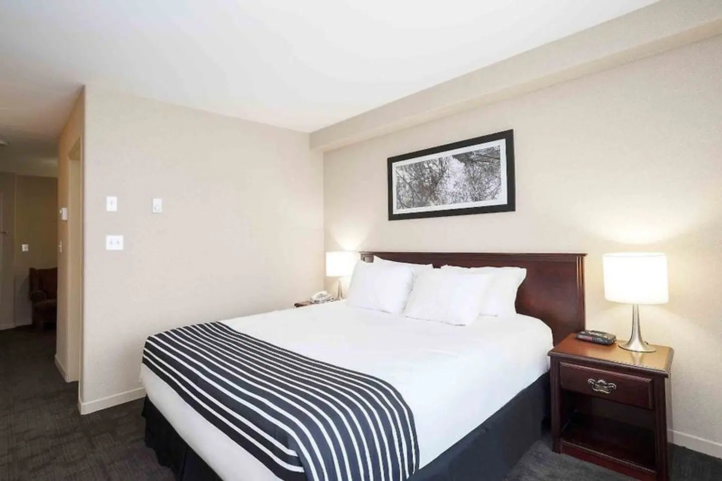 Sandman Hotel Quesnel ROOM_EXAMPLE