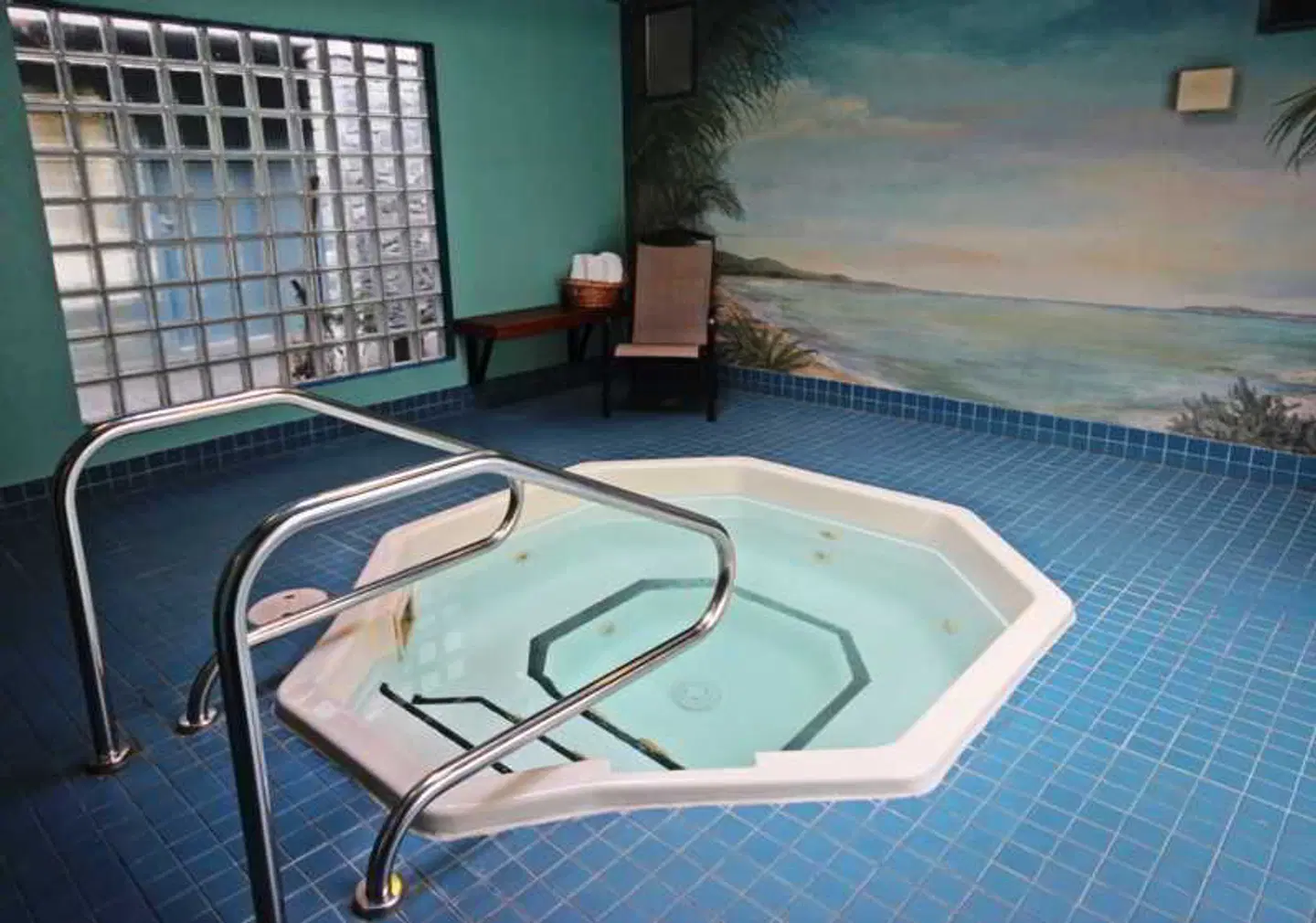 Accent Inns Burnaby Hallenbad